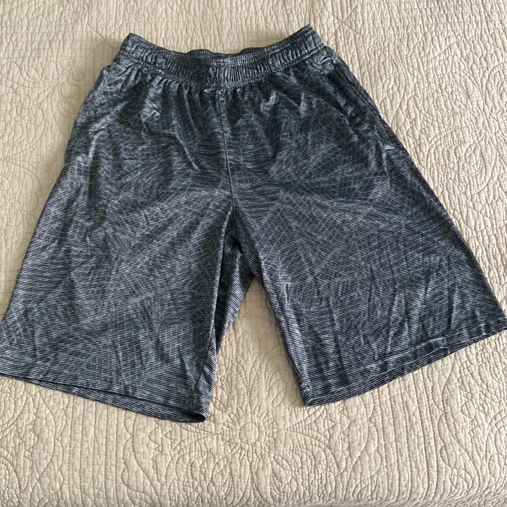 Black and gray Champion shorts medium